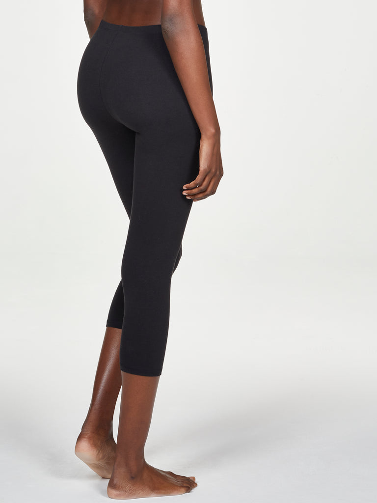THOUGHT Organic Cotton Black Cropped Leggings – Comfy Fluent